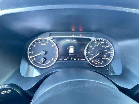 Used 2024 Nissan Rogue SV image 15