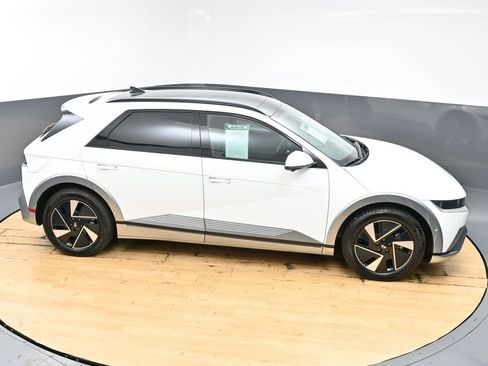 Used 2025 Hyundai Ioniq 5 Limited image 47