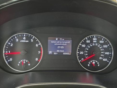 Used 2022 Kia Seltos EX AWD/4WD image 12