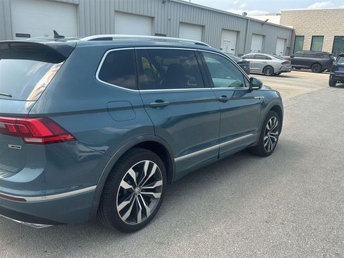 Used 2020 Volkswagen Tiguan SEL Premium R-Line AWD/4WD image 3