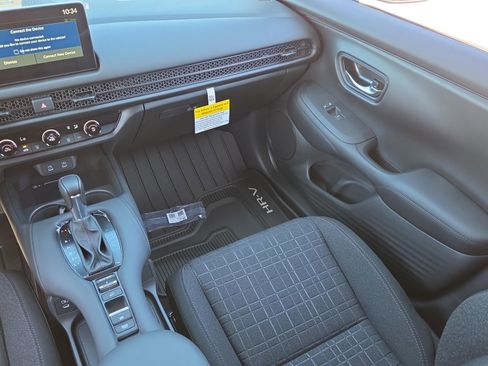 New 2026 Honda HR-V LX image 14