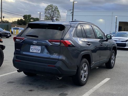 Certified 2025 Toyota RAV4 XLE image 4