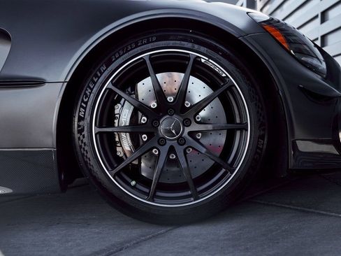Used 2021 Mercedes-Benz AMG GT Black Series image 42