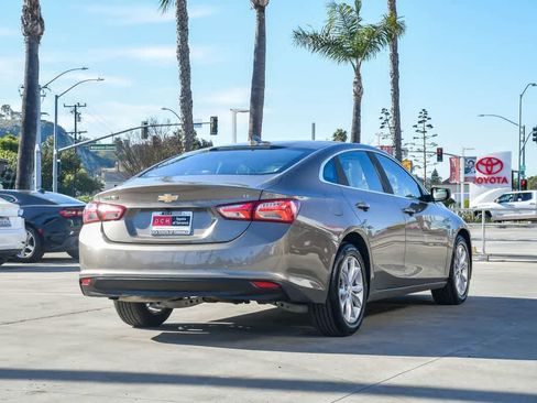 Used 2020 Chevrolet Malibu LT image 7