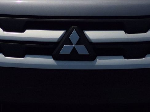 Used 2021 Mitsubishi Outlander Sport ES AWD/4WD image 5