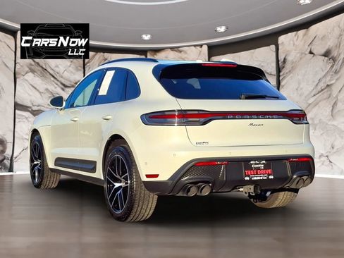 Used 2023 Porsche Macan AWD/4WD image 4