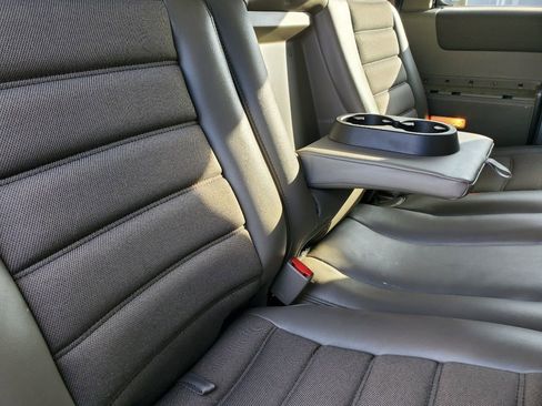 Used 2004 HUMMER H2 image 39