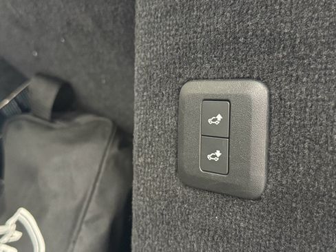 Used 2019 Land Rover Range Rover Sport HSE Dynamic image 42