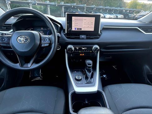 Used 2025 Toyota RAV4 XLE image 14