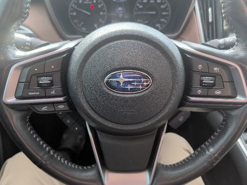 Used 2022 Subaru Outback Touring AWD/4WD image 17