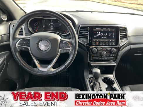 Used 2020 Jeep Grand Cherokee Altitude image 20