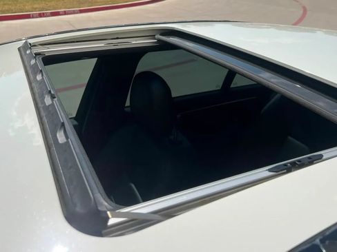 Used 2012 Mercedes-Benz C 250 Sedan image 36
