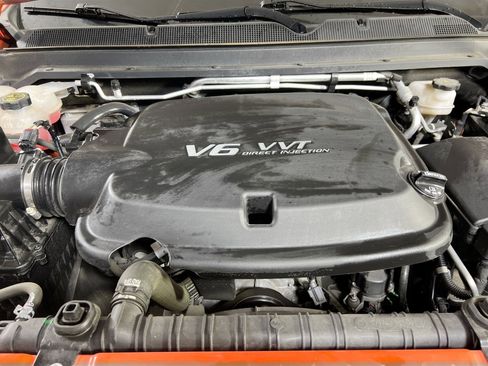 Used 2021 Chevrolet Colorado ZR2 image 28