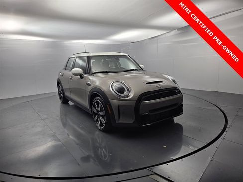 Used 2023 MINI Cooper S image 4