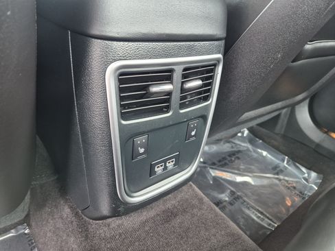 Used 2016 Dodge Charger R/T RWD image 15