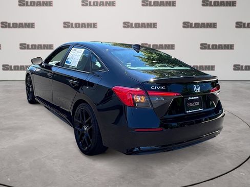 Used 2023 Honda Civic Sport image 3