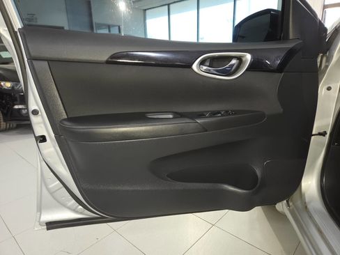 Used 2017 Nissan Sentra SV w/ Protection Package FWD image 13
