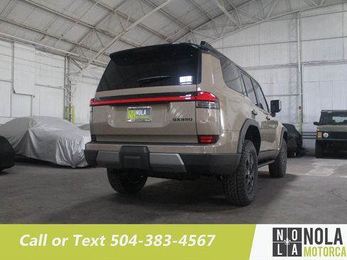 Used 2026 Lexus GX 550 AWD/4WD image 12
