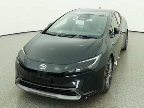 New 2026 Toyota Prius XLE image 3