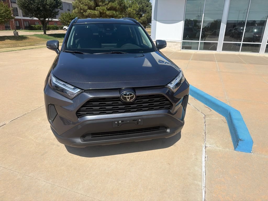 Used 2024 Toyota RAV4 XLE FWD image 4