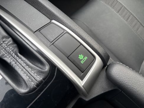 Used 2019 Honda Civic EX-L image 23