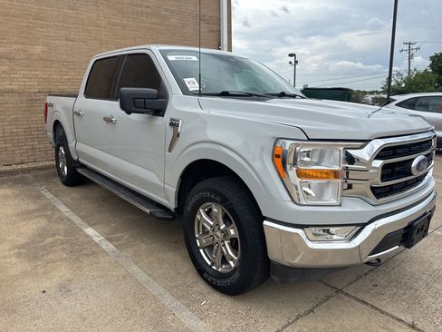 Used 2023 Ford F150 XLT w/ Equipment Group 301A Mid AWD/4WD image 3