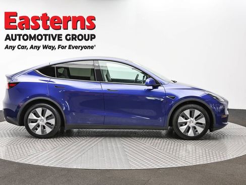 Used 2021 Tesla Model Y Long Range image 4