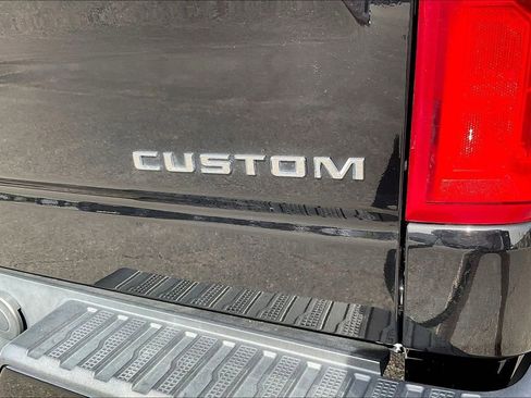 Used 2020 Chevrolet Silverado 1500 Custom Trail Boss w/ Custom Convenience Package image 8