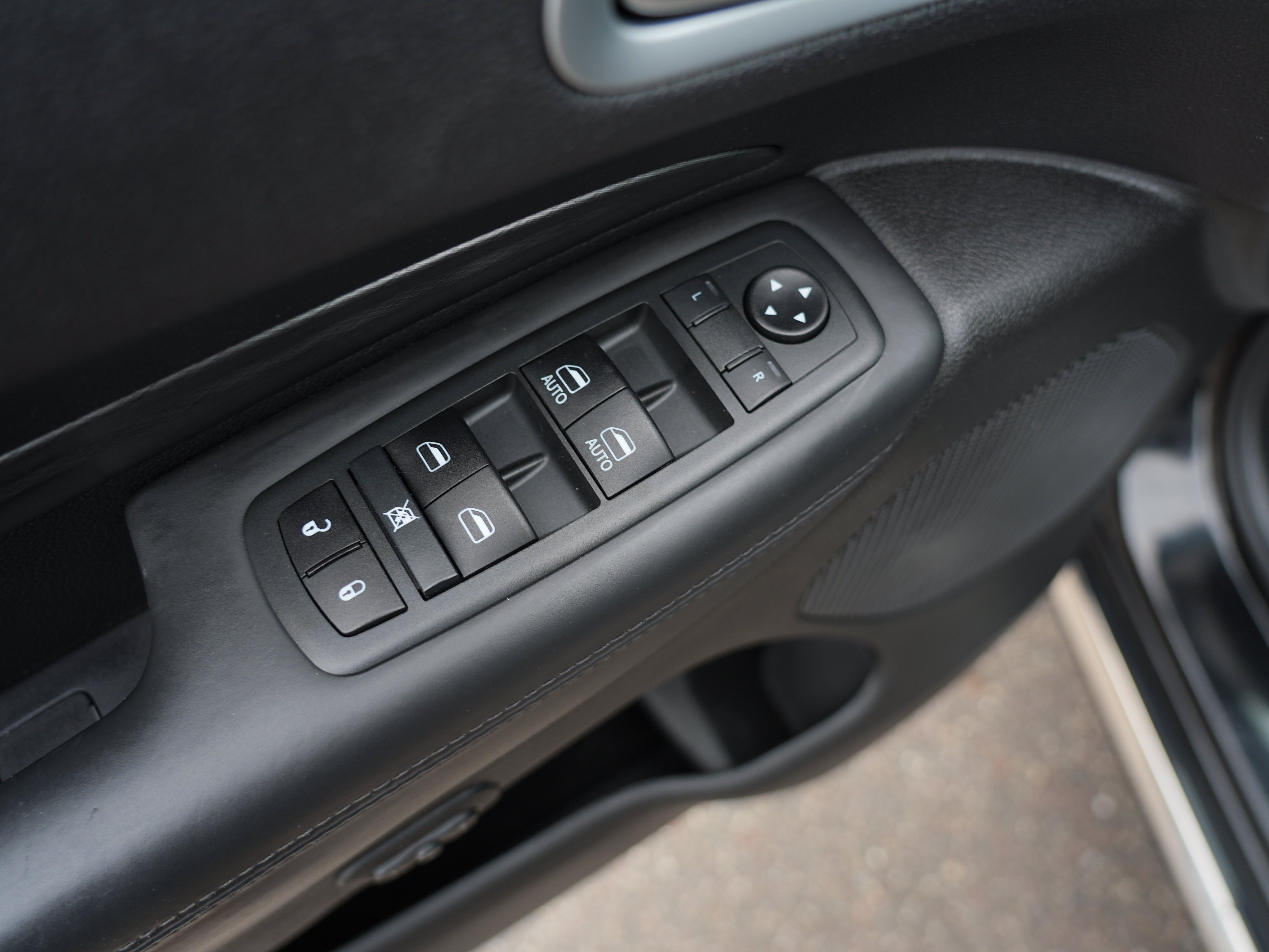 Used 2020 Dodge Durango Citadel w/ Technology Group AWD/4WD image 16