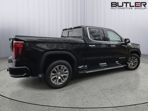 Used 2024 GMC Sierra 1500 Denali w/ Technology Package image 9