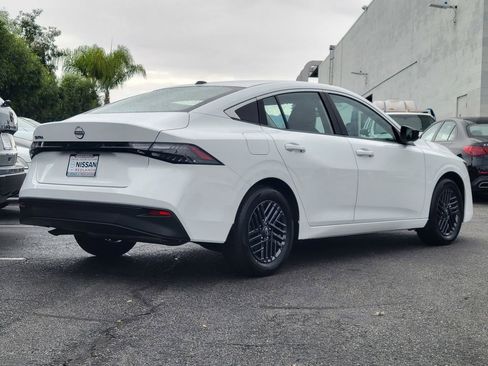 New 2026 Nissan Sentra SV w/ Floor Mat Package image 2