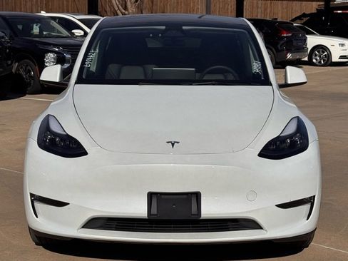 Used 2023 Tesla Model Y Long Range image 1