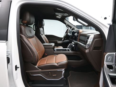 Used 2025 Ford F450 King Ranch w/ Chrome Package image 13