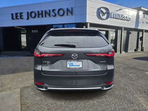 Used 2024 MAZDA CX-90 Plug-In Hybrid w/ Premium Pkg image 4