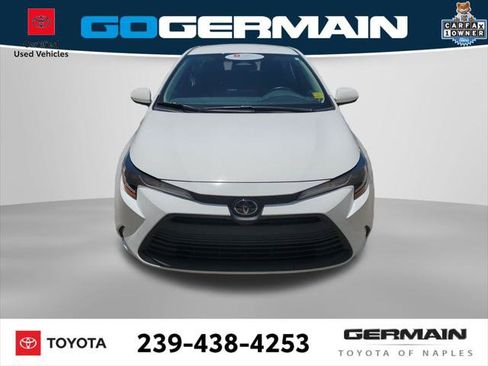 Certified 2025 Toyota Corolla LE FWD image 2