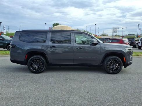 New 2026 Jeep Grand Wagoneer L Summit AWD/4WD image 6