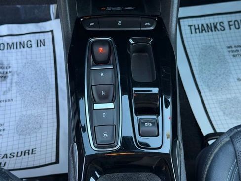 Certified 2022 Chevrolet Bolt EUV Premier w/ Sun & Sound Package FWD image 23