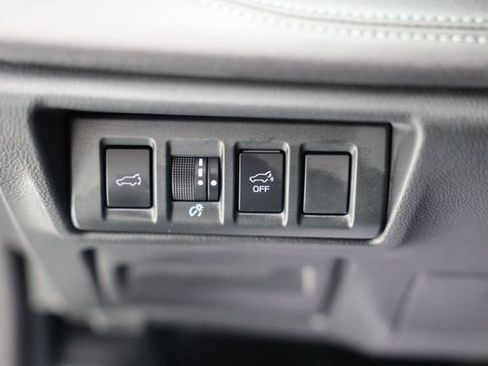 Certified 2025 Subaru Outback Limited image 20