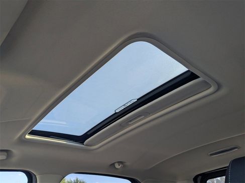 Used 2021 Ford EcoSport Titanium image 23