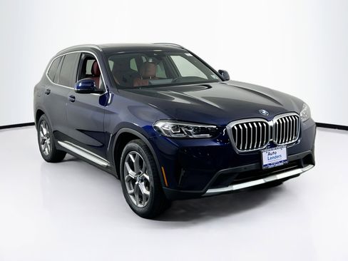 Used 2023 BMW X3 xDrive30i w/ Premium Package AWD/4WD image 3