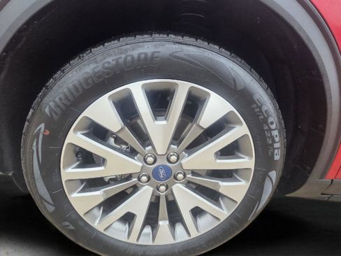 Used 2022 Ford Escape Titanium w/ Class II Trailer Tow Package image 33