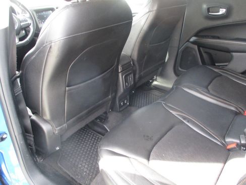 Used 2018 Jeep Compass Latitude w/ Popular Equipment Group image 14