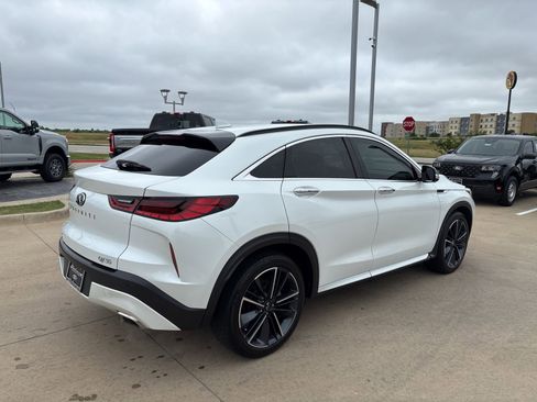 Used 2024 INFINITI QX55 Sensory AWD/4WD image 6