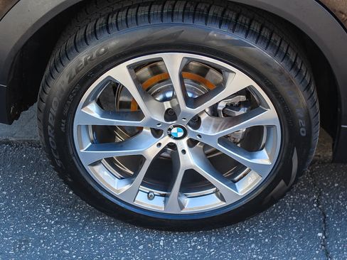 Certified 2023 BMW X6 xDrive40i image 8