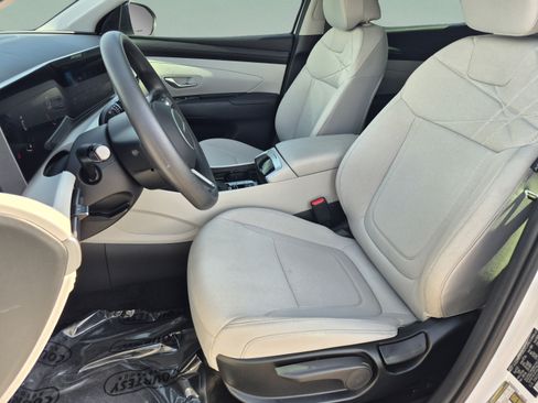 Certified 2026 Hyundai Tucson SE FWD image 19