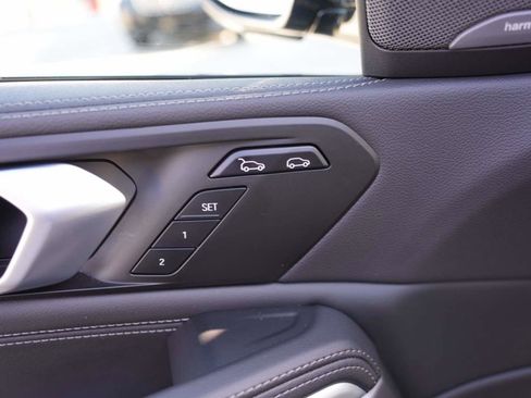 Certified 2023 BMW X6 xDrive40i w/ M Sport Package image 14