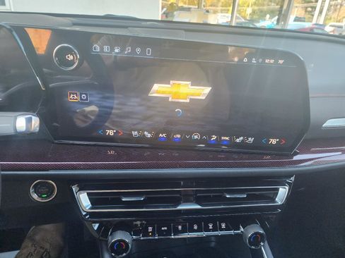 New 2026 Chevrolet Traverse RS image 14