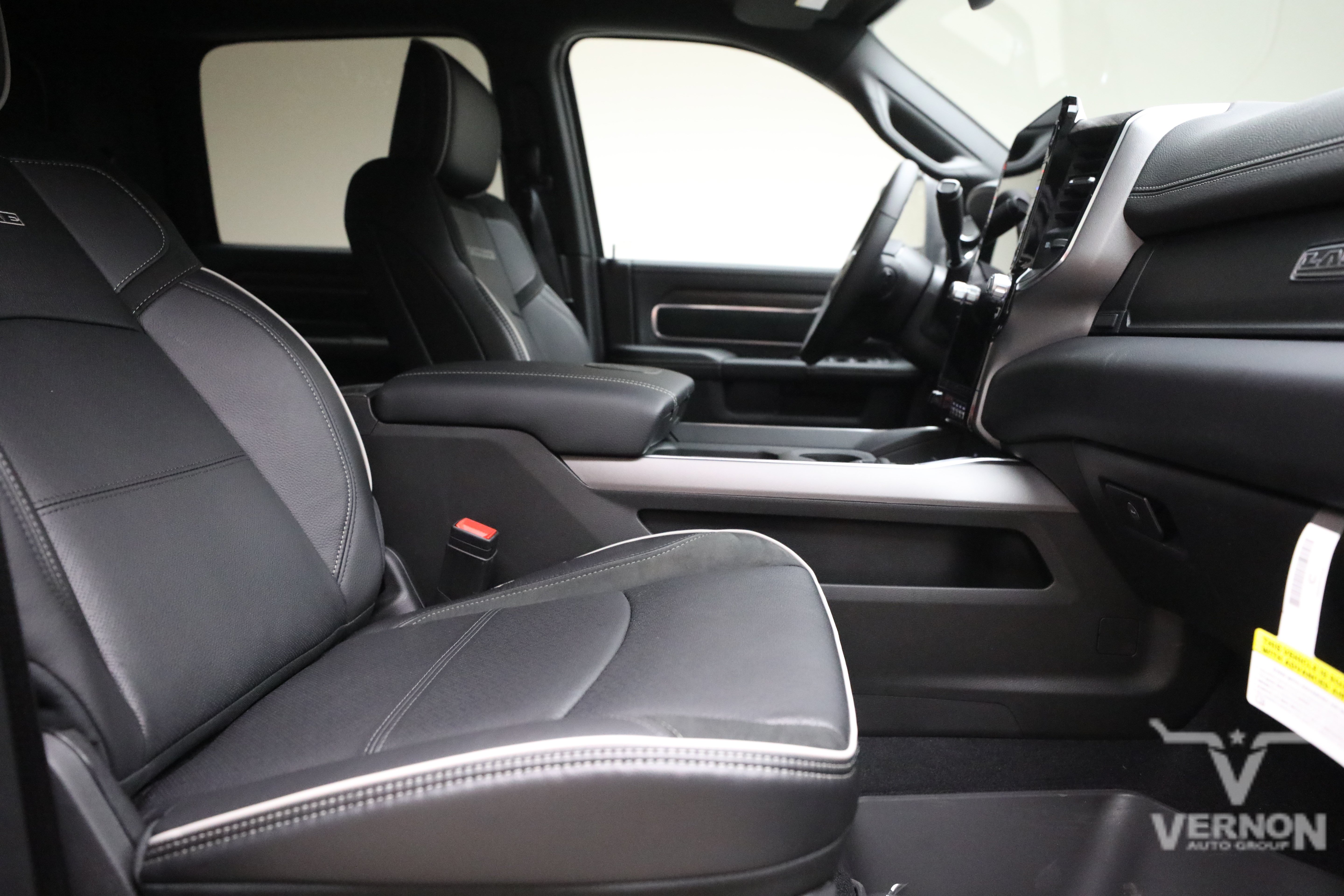 New 2027 RAM 3500 Laramie AWD/4WD image 11