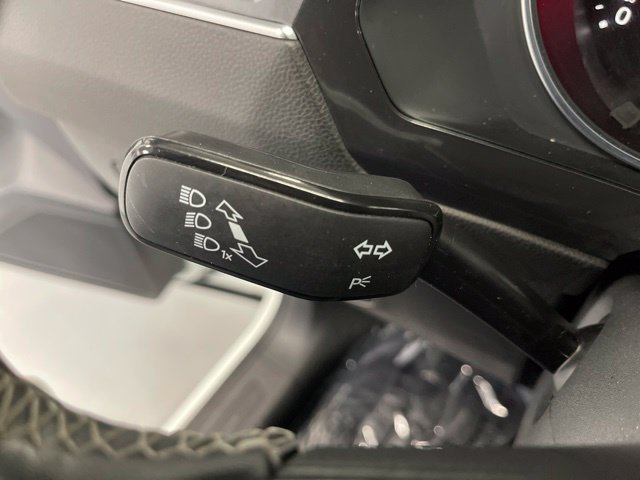 Used 2021 Volkswagen Tiguan SE w/ Panoramic Sunroof Package AWD/4WD image 20