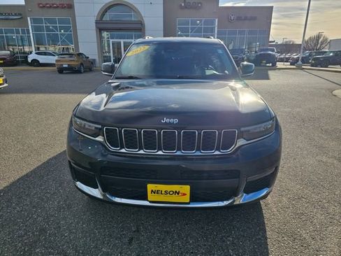 Used 2022 Jeep Grand Cherokee L Limited image 3